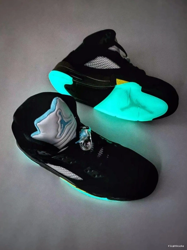 DD0587-047 5 Aqua Air Jordan 0722